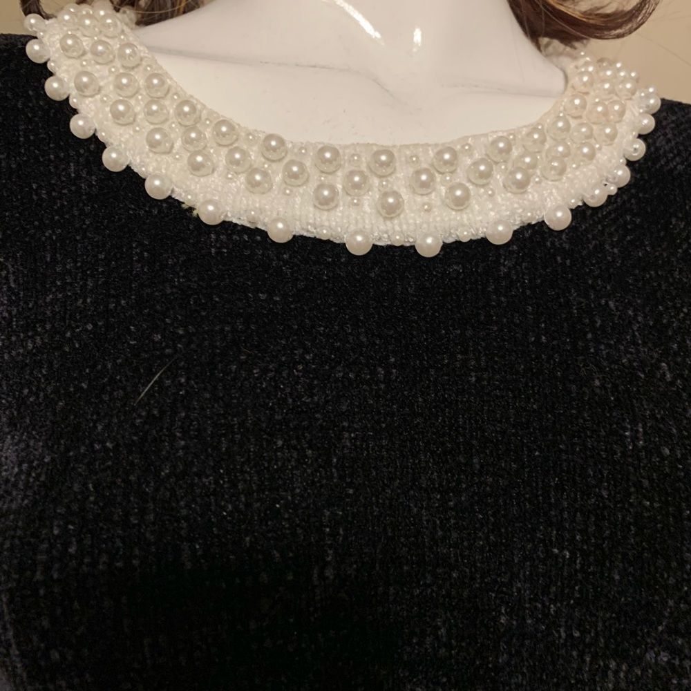 VICTORIA HARBOUR Vty Velour Black Dressy top - Picture 6 of 12